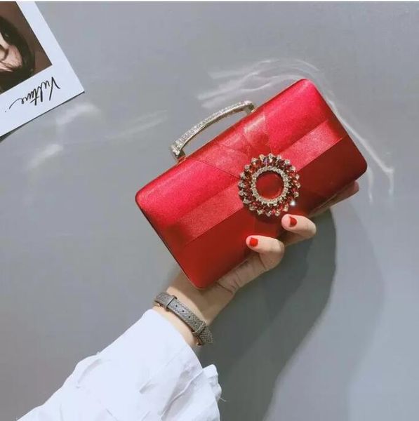 hbp golden diamond clutch evening bags chic pearl round shoulder bags for women 2020 new luxury handbags wedding party clutch purse ooo004
hbp golden diamond clutch evening bags chic pearl round shoulder bags for women 2020 new luxury handbags wedding party clutch purse ooo004
