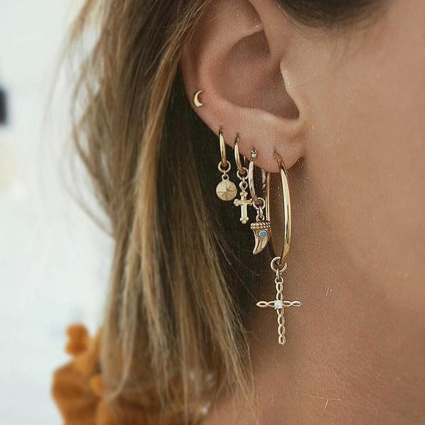 dangle & chandelier big circle round hoop earrings set for women's fashion statement punk charm gold crystal party jewelry, Silver
dangle & chandelier big circle round hoop earrings set for women's fashion statement punk charm gold crystal party jewelry, Silver