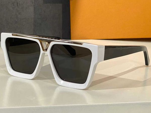 sunglasses for women and men summer style anti-ultraviolet 1502 retro plate rectangle full frame fashion eyeglasses random box, White;black
sunglasses for women and men summer style anti-ultraviolet 1502 retro plate rectangle full frame fashion eyeglasses random box, White;black