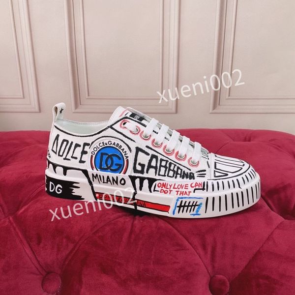 2021 designer shoes boots rhyton sneakers beige men trainers vintage luxury chaussures ladies shoe designers size 35-45, Black
2021 designer shoes boots rhyton sneakers beige men trainers vintage luxury chaussures ladies shoe designers size 35-45, Black