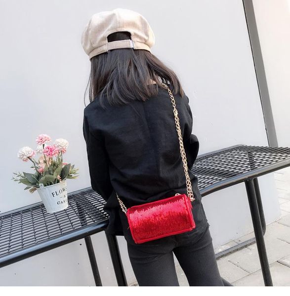 backpacks little girls cute barrel-shaped sequins chain handbag princess fashion tassel cross-body bag solid zipper messenger 13*7*7cm
backpacks little girls cute barrel-shaped sequins chain handbag princess fashion tassel cross-body bag solid zipper messenger 13*7*7cm