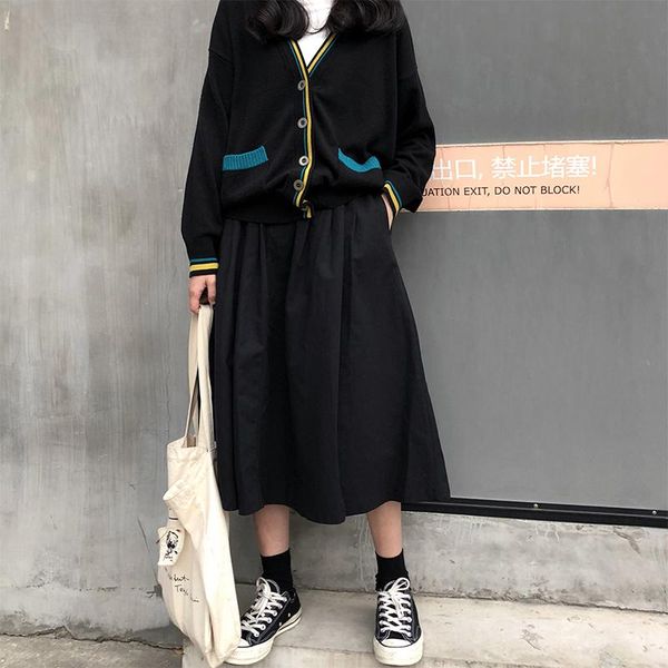 skirts 2 colors midi skirt 2021 autumn korean vintage style women's high waist womens a line long (x942), Black
skirts 2 colors midi skirt 2021 autumn korean vintage style women's high waist womens a line long (x942), Black