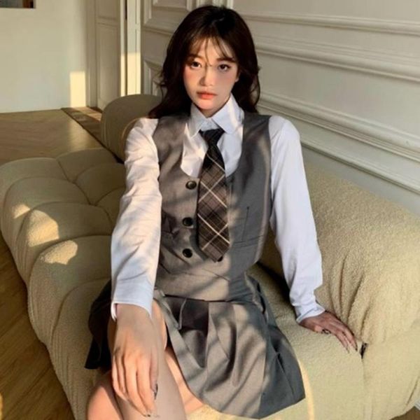 clothing sets women japanese fashion kawaii jk uniform school girls outfit 2021 casual vest jacket tie pleated skirt modern ladies dress, White 
clothing sets women japanese fashion kawaii jk uniform school girls outfit 2021 casual vest jacket tie pleated skirt modern ladies dress, White