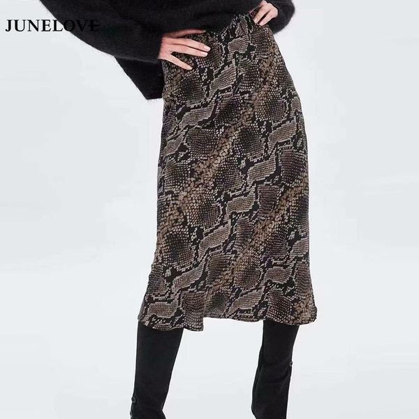 skirts junelove women winter fashion vintage midi casual female snake animal print high waist retro lady a-line, Black
skirts junelove women winter fashion vintage midi casual female snake animal print high waist retro lady a-line, Black