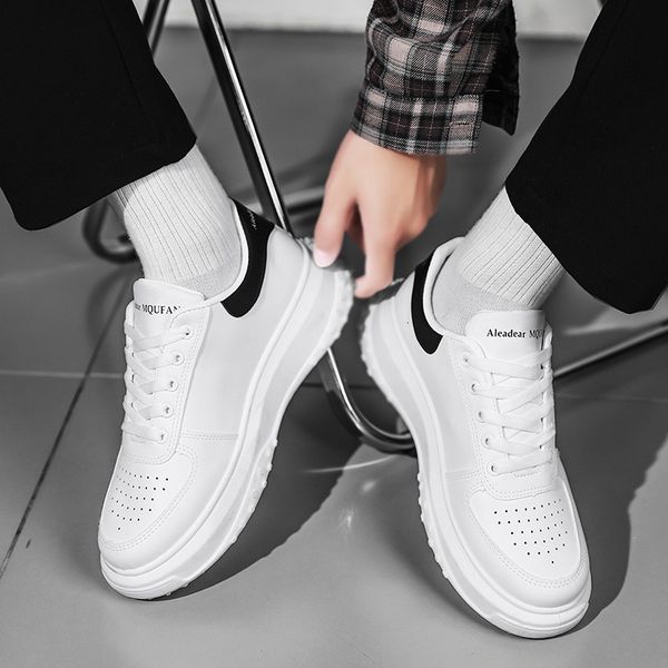 daddy fashion trend in men's breathable leisure solid color small white sho 2021 summer, Black
daddy fashion trend in men's breathable leisure solid color small white sho 2021 summer, Black