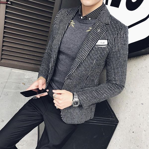 men's suits & blazers 2021 slim fit blazer vintage suit jacket men stylish triped mens chaquetas hombre de vestir masculino, White;black
men's suits & blazers 2021 slim fit blazer vintage suit jacket men stylish triped mens chaquetas hombre de vestir masculino, White;black