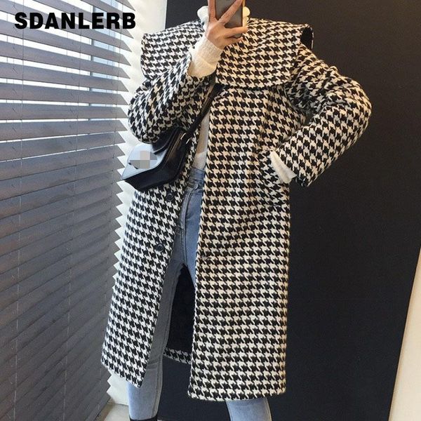 women's wool & blends 2021 korea chic winter retro elegant large lapel single breasted tweed coat plaid long woolen overcoat jacket for, Black
women's wool & blends 2021 korea chic winter retro elegant large lapel single breasted tweed coat plaid long woolen overcoat jacket for, Black