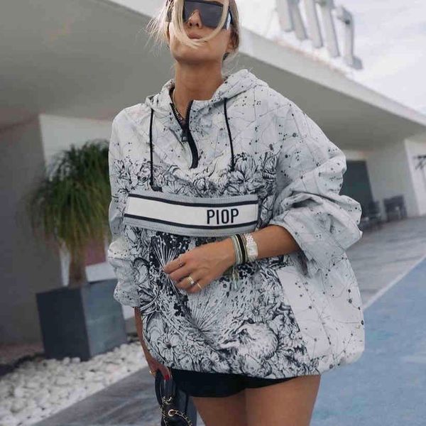 brand coats and parkas long sleeve hooded jackets shorts for women designer print ladies sweatshirts fashion casual short pants outerwear, Black;brown
brand coats and parkas long sleeve hooded jackets shorts for women designer print ladies sweatshirts fashion casual short pants outerwear, Black;brown