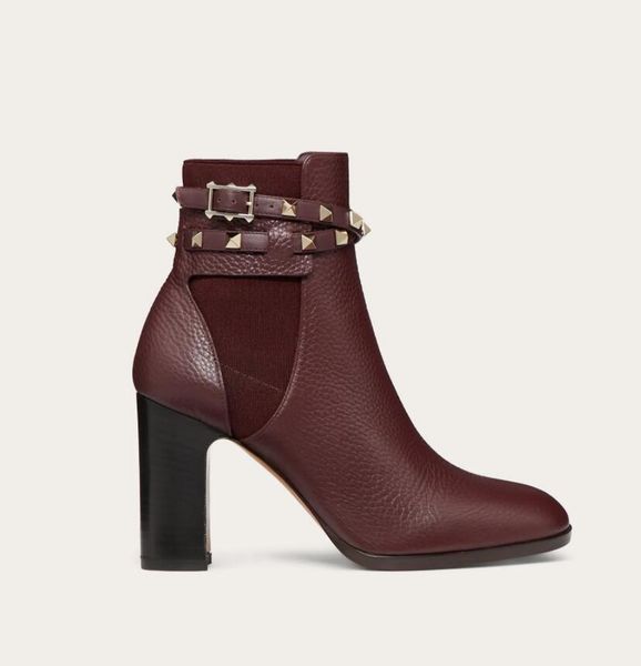 2021 famous designer rock stud women's ankle boot black grainy calfskin leather lady booties high heels winter party wedding
2021 famous designer rock stud women's ankle boot black grainy calfskin leather lady booties high heels winter party wedding
