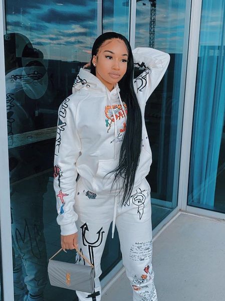 chocomist two piece sportswear hooded collar print two piece pants set dd064, Gray
chocomist two piece sportswear hooded collar print two piece pants set dd064, Gray