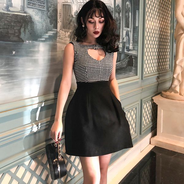 le palais vintage 2021 spring block wool blend black white plaid heart hepburn thin dress high rise u5ei, Black;gray
le palais vintage 2021 spring block wool blend black white plaid heart hepburn thin dress high rise u5ei, Black;gray