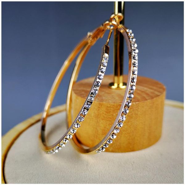 hoop & huggie korean fashion micro inlaid white zircon big circle earrings exaggerated ins wholesale, Golden;silver
hoop & huggie korean fashion micro inlaid white zircon big circle earrings exaggerated ins wholesale, Golden;silver