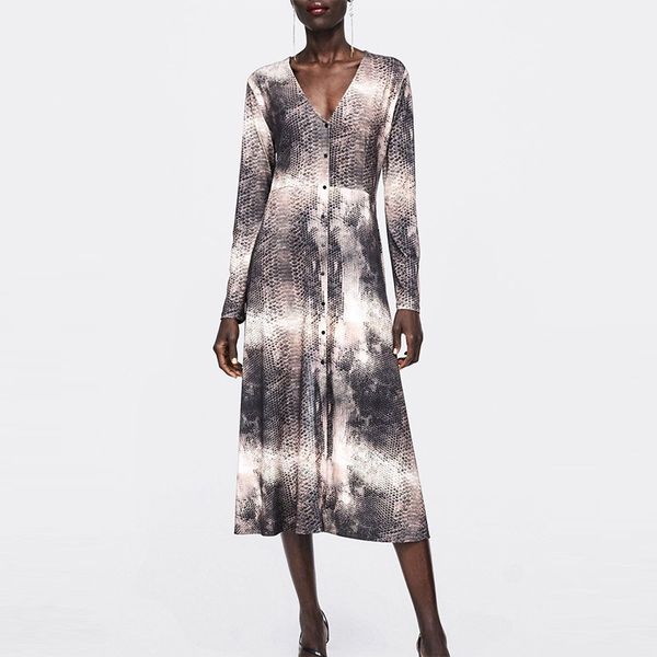 women spring snake animal print long dress vintage female single breasted v-neck maxi dress new casual retro lady dress, Black;gray
women spring snake animal print long dress vintage female single breasted v-neck maxi dress new casual retro lady dress, Black;gray