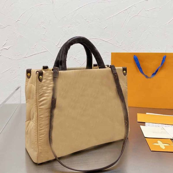2021 womens bags designers handbags purses crossbody shoulder mini chain bag messenger tote colors and styles are available
2021 womens bags designers handbags purses crossbody shoulder mini chain bag messenger tote colors and styles are available