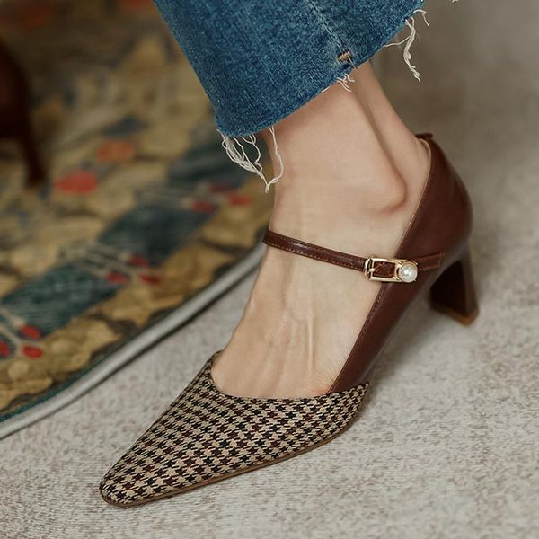 dress shoes women's thin high heel genuine leather fabric patchwork metal buckle mary jane pumps elegant ladies ol style, Black
dress shoes women's thin high heel genuine leather fabric patchwork metal buckle mary jane pumps elegant ladies ol style, Black