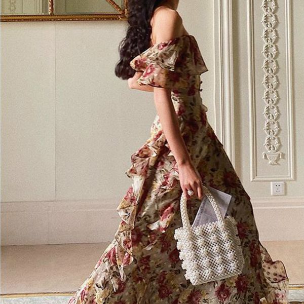 french elegant vintage dress women floral floor-length party dinner dress wedding long dress female korea style 2021 spring 210224, Black;gray
french elegant vintage dress women floral floor-length party dinner dress wedding long dress female korea style 2021 spring 210224, Black;gray