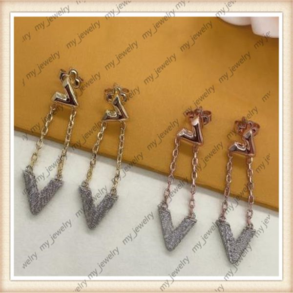 woman brand designers letters stud earrings geometric luxury brand women rhinestone pearl earring for wedding party jewelry accessories nice, Golden;silver
woman brand designers letters stud earrings geometric luxury brand women rhinestone pearl earring for wedding party jewelry accessories nice, Golden;silver