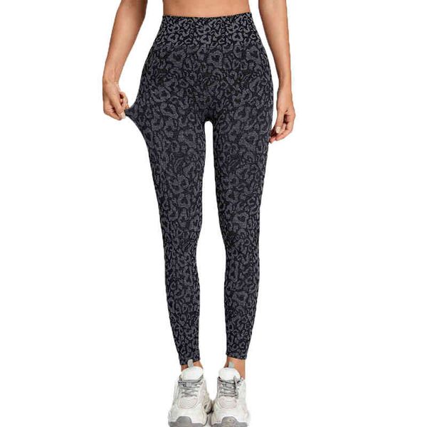 leopard seamless leggings sport women fitness scrunch butt lifting yoga pants booty high waist squat proof gym tights
leopard seamless leggings sport women fitness scrunch butt lifting yoga pants booty high waist squat proof gym tights