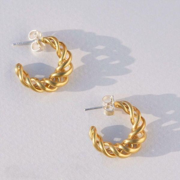 spiral croissant hoop earrings for women copper line hollow twist earrings round punk party jewelry ear rings for women, Golden;silver
spiral croissant hoop earrings for women copper line hollow twist earrings round punk party jewelry ear rings for women, Golden;silver