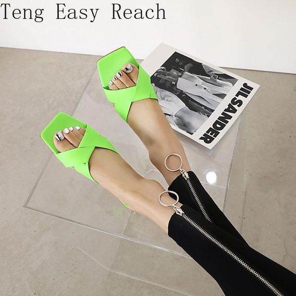 new 2021 ladies summer outside modern slippers for women flats synthetic leather beige cross strap square toe fashion slippers, Black
new 2021 ladies summer outside modern slippers for women flats synthetic leather beige cross strap square toe fashion slippers, Black