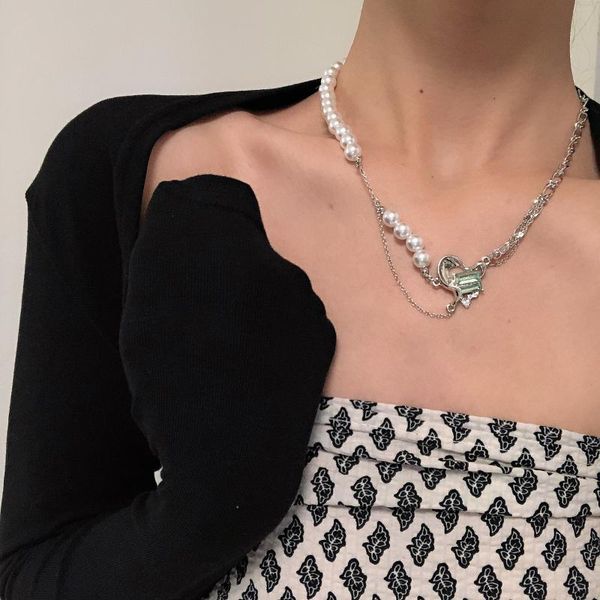 pendant necklaces punk vintage imitation pearl crystal necklace for women metal choker fashion jewelry female y2k 90s, Silver
pendant necklaces punk vintage imitation pearl crystal necklace for women metal choker fashion jewelry female y2k 90s, Silver