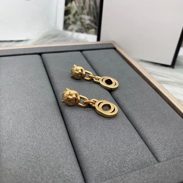 2022 brand original jewelry designer dangle new tiger letters pendant women's personality high-end earrings temperament all-match, Silver
2022 brand original jewelry designer dangle new tiger letters pendant women's personality high-end earrings temperament all-match, Silver