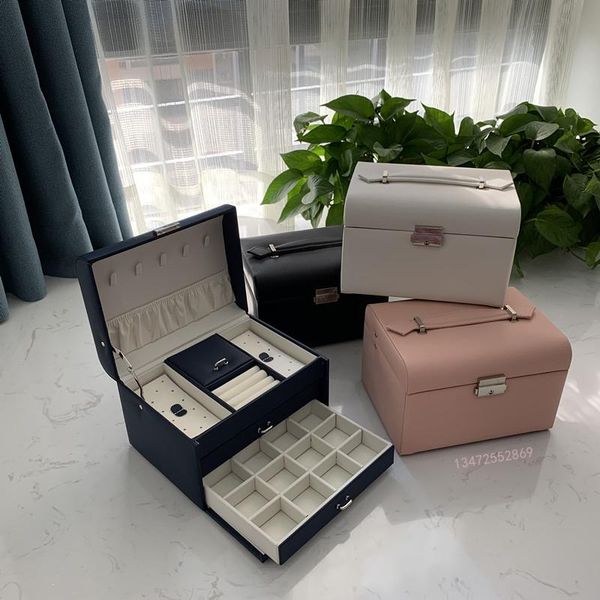 cosmetic bags & cases selling pu leather make up box with mirror makeup case beauty bag lockable jewelry for ladys gift
cosmetic bags & cases selling pu leather make up box with mirror makeup case beauty bag lockable jewelry for ladys gift