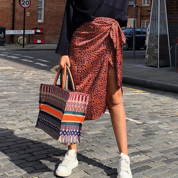 skirts 2021 trendy leopard skirt women bow split print streetwear autumn winter wrap female bottom, Black
skirts 2021 trendy leopard skirt women bow split print streetwear autumn winter wrap female bottom, Black