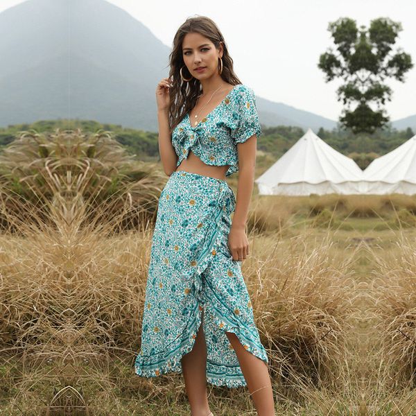 2021 summer bohemian style 2 pieces women short sleeve print midi skirt and set new pkh6, White
2021 summer bohemian style 2 pieces women short sleeve print midi skirt and set new pkh6, White
