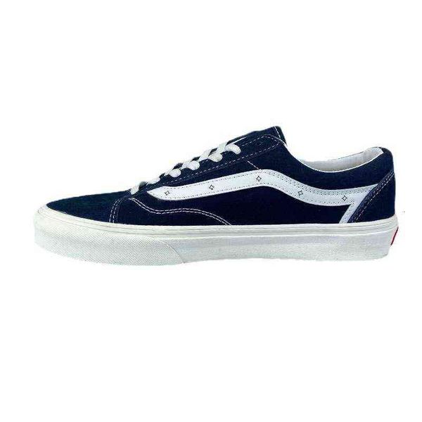 longvance blue cheese silent lace up canvas shoes street men's and women's board gd same low couple, Black;white
longvance blue cheese silent lace up canvas shoes street men's and women's board gd same low couple, Black;white
