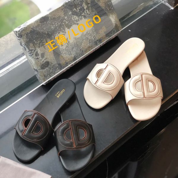 d family cd letter one line slippers ins flat heel wear pig nose leisure beach sandals women p0p5 zmm, Black
d family cd letter one line slippers ins flat heel wear pig nose leisure beach sandals women p0p5 zmm, Black