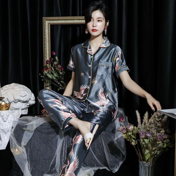 womens sleepwears summer silk women pajamas floral pyjamas short sleeve turn down collar sleepwear loose thin plus size, Black;red
womens sleepwears summer silk women pajamas floral pyjamas short sleeve turn down collar sleepwear loose thin plus size, Black;red
