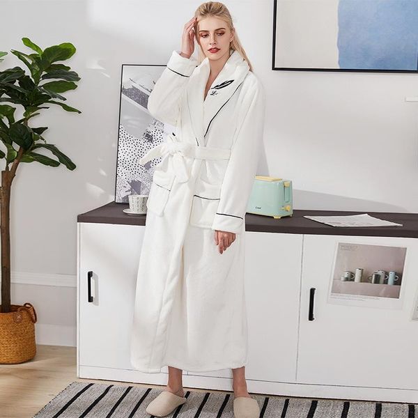 autumn winter long thickened pajamas robe couple flannel fashion night gown men women coral fleece warm bathrobe nightgown, Black;red
autumn winter long thickened pajamas robe couple flannel fashion night gown men women coral fleece warm bathrobe nightgown, Black;red