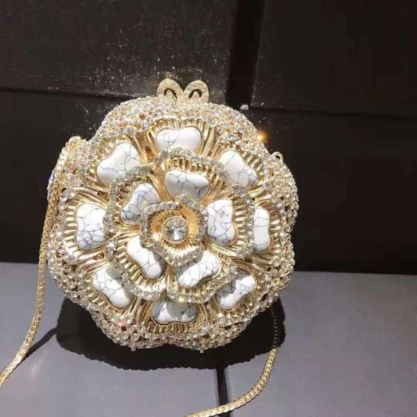 evening bags lady gold/green crystal diamond clutch bag for wedding luxury high-end women party prom handbags female bridal purse
evening bags lady gold/green crystal diamond clutch bag for wedding luxury high-end women party prom handbags female bridal purse
