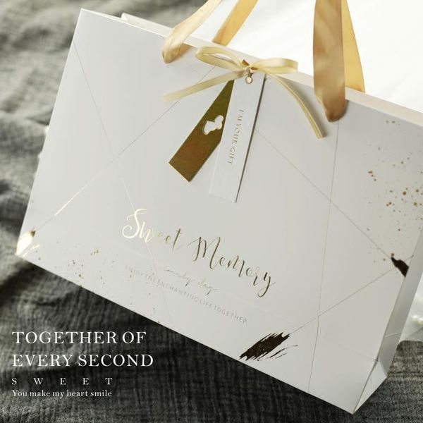 gift wrap 10pcs/lot vintage european wedding bags bronzing packaging bag event party supplies souvenirs for guests with strings
gift wrap 10pcs/lot vintage european wedding bags bronzing packaging bag event party supplies souvenirs for guests with strings