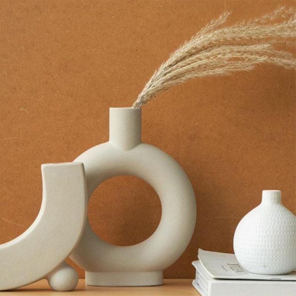 nordic ceramic vase home decoration decoration white vegetarian ceramic flower pot art vase home craft gift
nordic ceramic vase home decoration decoration white vegetarian ceramic flower pot art vase home craft gift