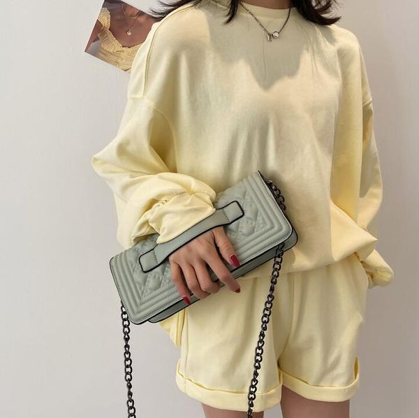 factory wholesale women fashion shoulder bags simple atmospheric plaid chain bag street fashion leather handbags summer personalized buckle, Black;red
factory wholesale women fashion shoulder bags simple atmospheric plaid chain bag street fashion leather handbags summer personalized buckle, Black;red