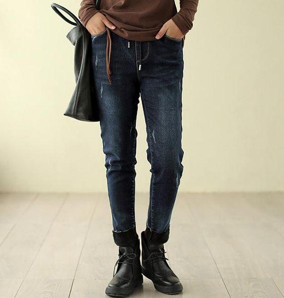 women's pants & capris autumn winter jeans women large size elastic waist denim 2021 ladies slim-type fleece warm casual all-match trou, Black;white
women's pants & capris autumn winter jeans women large size elastic waist denim 2021 ladies slim-type fleece warm casual all-match trou, Black;white