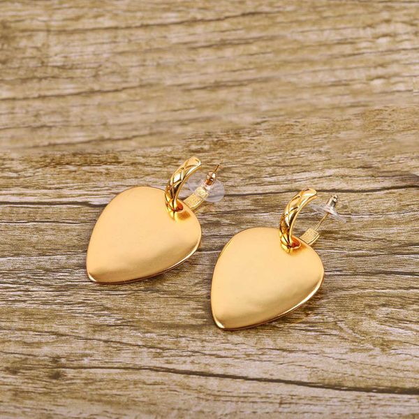 heart shape drop earring with special design in 18k gold plated woemen charm jewelry gift ps4011, Silver
heart shape drop earring with special design in 18k gold plated woemen charm jewelry gift ps4011, Silver