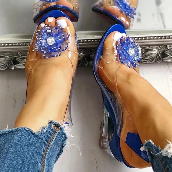 sandals grote size vrouwelijke sandalen zomer nieuwe rhinestone sleehak zoete bloemen transparante waterdichte leisure vrouwen jelly, Black
sandals grote size vrouwelijke sandalen zomer nieuwe rhinestone sleehak zoete bloemen transparante waterdichte leisure vrouwen jelly, Black