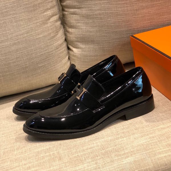 2020 fashion man leather shoes oxfords luxury italian designer dress shoes black brown lace up wedding office business formal men shoe
2020 fashion man leather shoes oxfords luxury italian designer dress shoes black brown lace up wedding office business formal men shoe