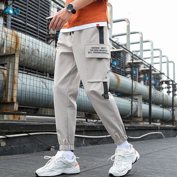 2021 spring new men's casual trousers korean style trendy tooling loose 9-nine points all-match black sport ing
2021 spring new men's casual trousers korean style trendy tooling loose 9-nine points all-match black sport ing