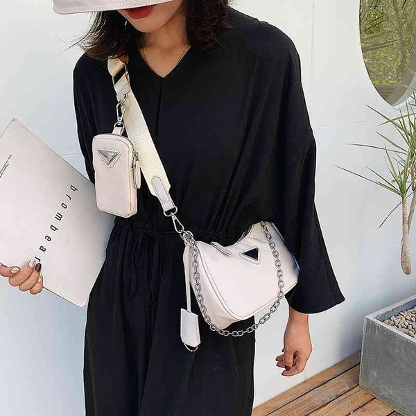 small bag 2022 fashion net red texture western style japanese and korean chain one shoulder messenger handbag
small bag 2022 fashion net red texture western style japanese and korean chain one shoulder messenger handbag