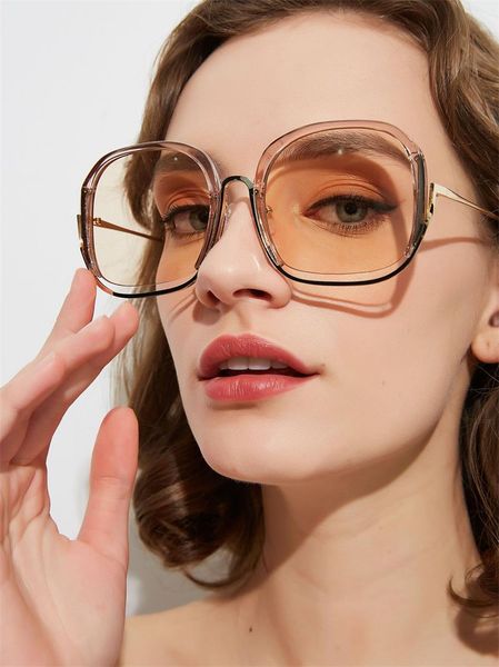 half frame women's color fashion ocean sunglasses lens manufacturers direct box, White;black
half frame women's color fashion ocean sunglasses lens manufacturers direct box, White;black