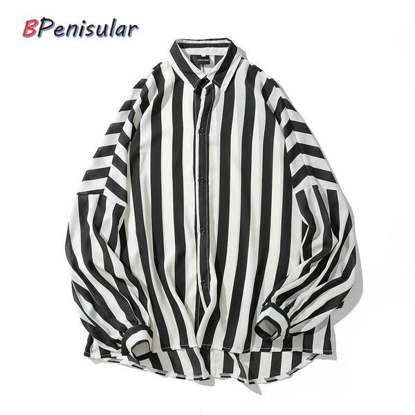 men's casual shirts 2022 koran loose black and white vertical striped men beach hawaiian shirt long sleeve street wear zebra, White;black
men's casual shirts 2022 koran loose black and white vertical striped men beach hawaiian shirt long sleeve street wear zebra, White;black