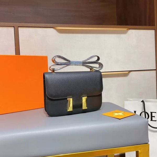 2021 fashion stewardess bag kangkang handbag epsom palm pattern 24k precision pure steel buckle inner cashmere designer bags purse zlh
2021 fashion stewardess bag kangkang handbag epsom palm pattern 24k precision pure steel buckle inner cashmere designer bags purse zlh