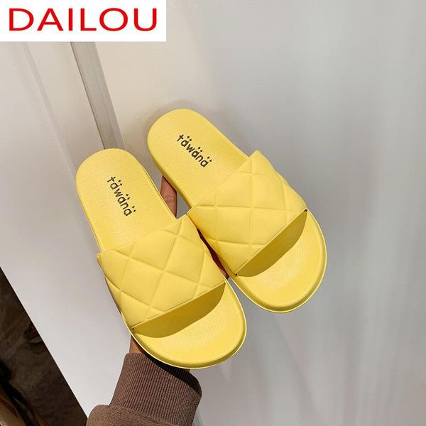 slippers 2021 summer fashion trend ladies solid color round head flat non-slip casual indoor beach, Black
slippers 2021 summer fashion trend ladies solid color round head flat non-slip casual indoor beach, Black