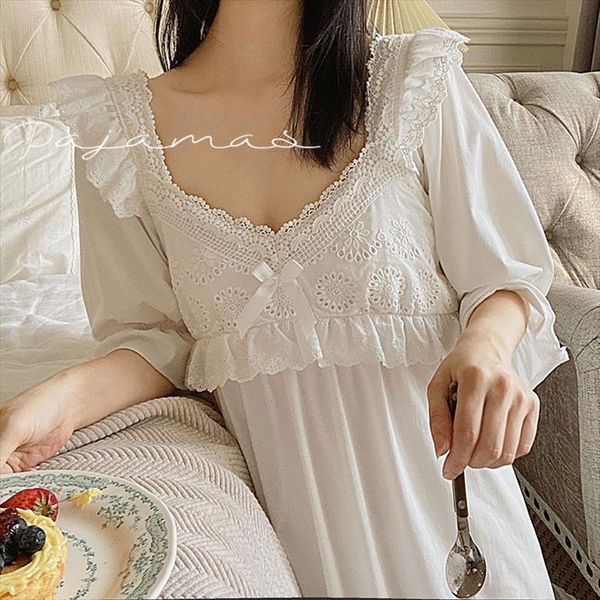 lolita dress white french women sleepwear lace princess sleepshirts with chest pad vintage ladies girls nightgowns nightdress, Black;red
lolita dress white french women sleepwear lace princess sleepshirts with chest pad vintage ladies girls nightgowns nightdress, Black;red