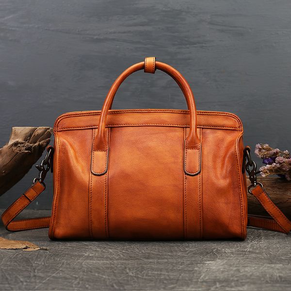 2021new first layer cowhide vintage leather women bag solid color simple pillow bag one piece dropshipping soft surface big bag
2021new first layer cowhide vintage leather women bag solid color simple pillow bag one piece dropshipping soft surface big bag