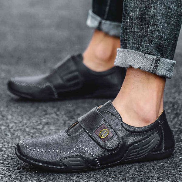 casual men genuine leather shoes boat man's shoes loafers mocassin men's loafer man slip on moccasins driving brand desinger 1213, Black
casual men genuine leather shoes boat man's shoes loafers mocassin men's loafer man slip on moccasins driving brand desinger 1213, Black